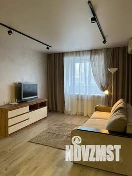 1-к квартира, посуточно, 38м2, 5/5 этаж