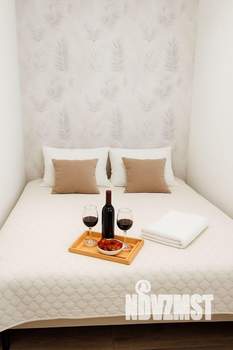 1-к квартира, посуточно, 43м2, 1/1 этаж