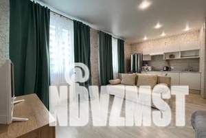 1-к квартира, посуточно, 35м2, 7/25 этаж