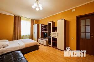 1-к квартира, посуточно, 72м2, 12/20 этаж