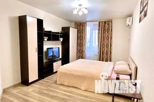 1-к квартира, посуточно, 47м2, 7/25 этаж