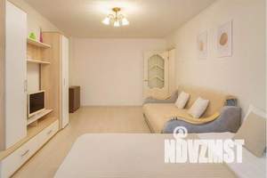 1-к квартира, посуточно, 33м2, 4/9 этаж