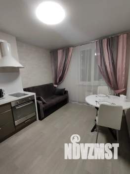 1-к квартира, посуточно, 40м2, 14/25 этаж