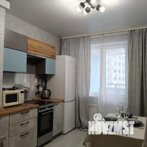 2-к квартира, посуточно, 68м2, 3/25 этаж