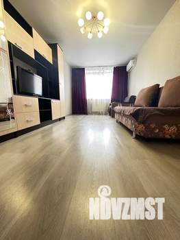 1-к квартира, посуточно, 43м2, 8/27 этаж