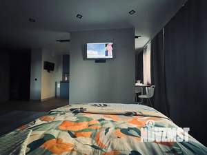 Студия квартира, посуточно, 42м2, 3/20 этаж