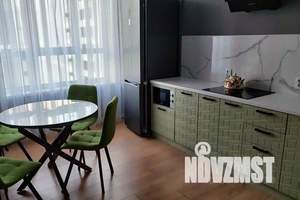 1-к квартира, посуточно, 37м2, 8/22 этаж