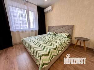 1-к квартира, посуточно, 45м2, 7/18 этаж