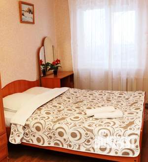 3-к квартира, посуточно, 56м2, 1/1 этаж
