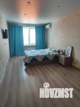 1-к квартира, посуточно, 46м2, 7/25 этаж