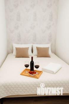 1-к квартира, посуточно, 43м2, 1/1 этаж