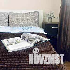 1-к квартира, посуточно, 32м2, 8/9 этаж