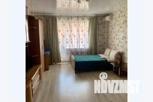 1-к квартира, посуточно, 53м2, 5/10 этаж