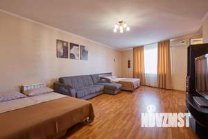 1-к квартира, посуточно, 110м2, 1/1 этаж