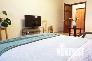 1-к квартира, посуточно, 50м2, 10/25 этаж