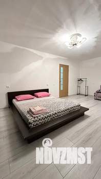1-к квартира, посуточно, 55м2, 2/10 этаж