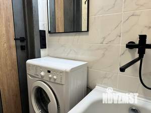 1-к квартира, посуточно, 40м2, 1/2 этаж