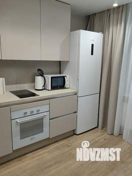 1-к квартира, посуточно, 40м2, 18/26 этаж