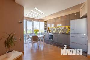 2-к квартира, посуточно, 65м2, 19/19 этаж
