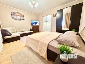 2-к квартира, посуточно, 71м2, 1/10 этаж