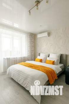 1-к квартира, посуточно, 44м2, 6/10 этаж