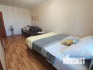 1-к квартира, посуточно, 40м2, 1/1 этаж