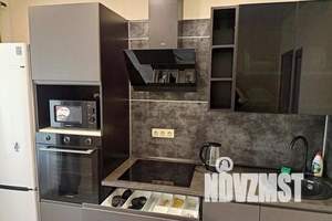 1-к квартира, посуточно, 39м2, 12/22 этаж