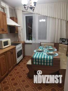 2-к квартира, посуточно, 50м2, 1/1 этаж