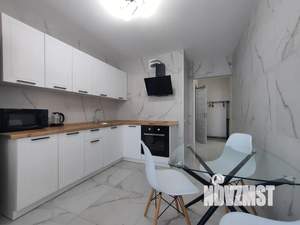 2-к квартира, посуточно, 70м2, 18/27 этаж