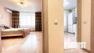 1-к квартира, посуточно, 38м2, 1/1 этаж