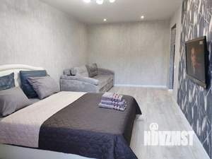 1-к квартира, посуточно, 40м2, 4/10 этаж