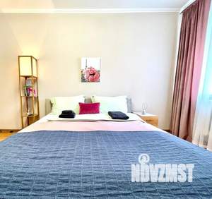 2-к квартира, посуточно, 72м2, 4/10 этаж