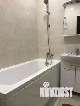 Студия квартира, посуточно, 35м2, 17/18 этаж