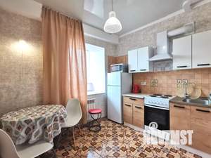 1-к квартира, посуточно, 42м2, 18/18 этаж