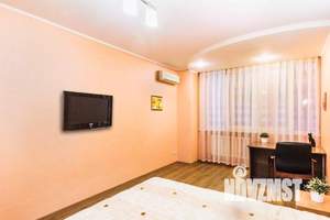 2-к квартира, посуточно, 75м2, 1/1 этаж