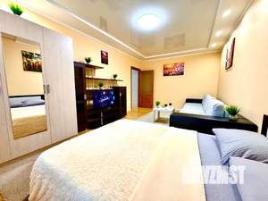 2-к квартира, посуточно, 75м2, 3/18 этаж