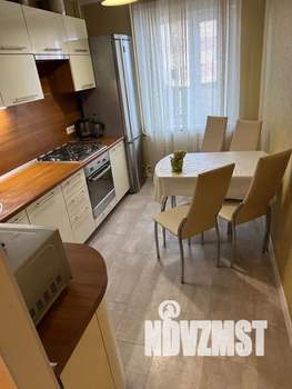 2-к квартира, посуточно, 54м2, 8/9 этаж