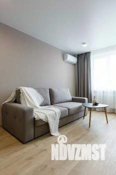 1-к квартира, посуточно, 45м2, 1/1 этаж