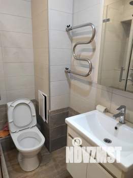 1-к квартира, посуточно, 41м2, 8/18 этаж