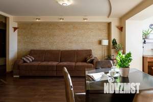 1-к квартира, посуточно, 46м2, 1/1 этаж