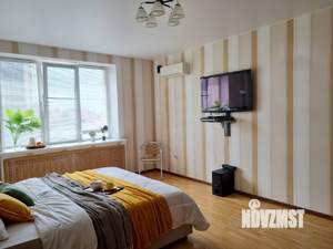 1-к квартира, посуточно, 45м2, 13/20 этаж
