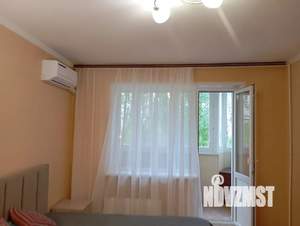 1-к квартира, посуточно, 39м2, 4/9 этаж