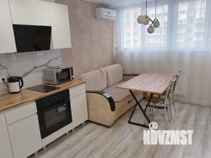 1-к квартира, посуточно, 45м2, 21/27 этаж