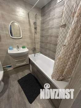 Студия квартира, посуточно, 35м2, 19/24 этаж
