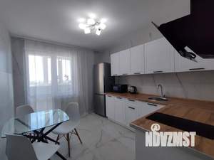 2-к квартира, посуточно, 70м2, 18/27 этаж