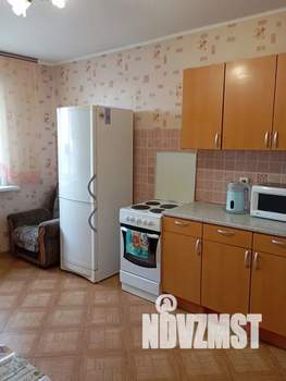 1-к квартира, посуточно, 46м2, 13/16 этаж