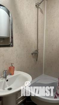 Студия квартира, посуточно, 25м2, 1/3 этаж