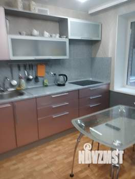 1-к квартира, посуточно, 45м2, 1/18 этаж