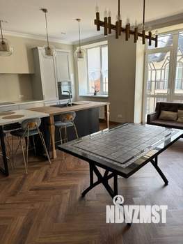 5-к квартира, на длительный срок, 250м2, 3/3 этаж