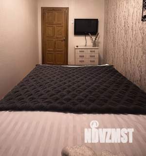 2-к квартира, посуточно, 60м2, 2/4 этаж